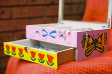 Load image into Gallery viewer, Hand Painted Jewellery Box
