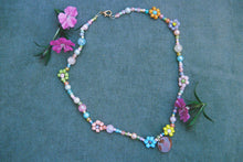 Load image into Gallery viewer, Beaded Necklace 5
